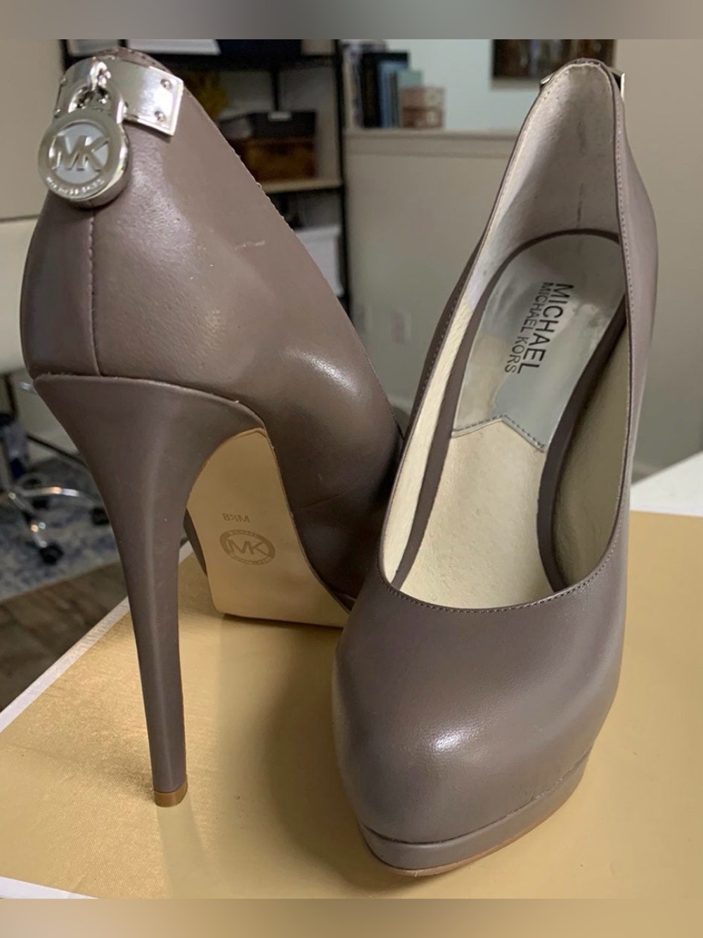 Michael Kors Taupe Leather Platform Stiletto Pumps